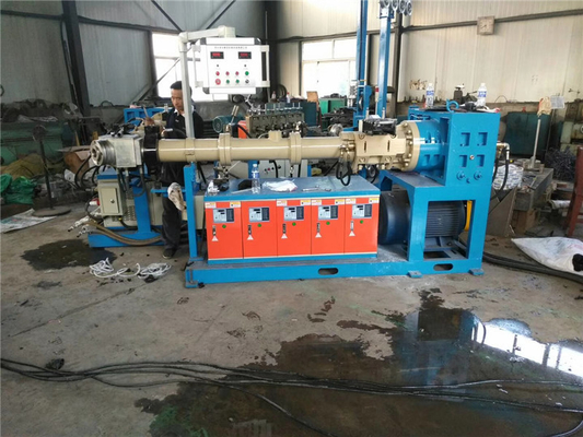 Beli Mesin Ekstruder Silikon Industri EPDM NBR mesin ekstruder karet online manufacture