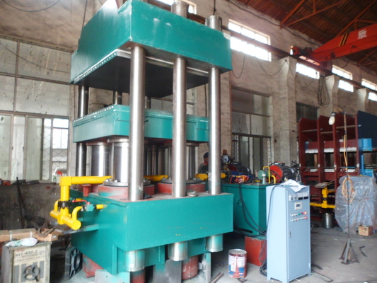 Beli Mesin Press Vulkanisir Karet Pemanas Listrik Empat Pilar online manufacture