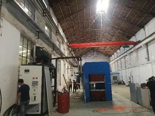 Beli Listrik atau transfer minyak Pemanasan Rubber Molding Vulcanizing Press 0-25MPa Kisaran tekanan 0-300°C Suhu online manufacture