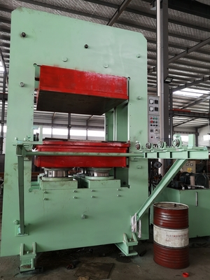 Beli Percetakan vulkanisasi karet tekanan 800 ton untuk produk karet cetakan penekanan panas online manufacture