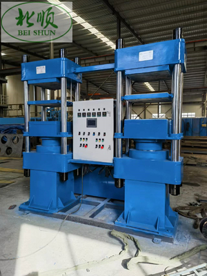 Beli Mesin Press Vulcanizing Karet Datar Pemanasan Listrik Atau Pemanasan Uap online manufacture