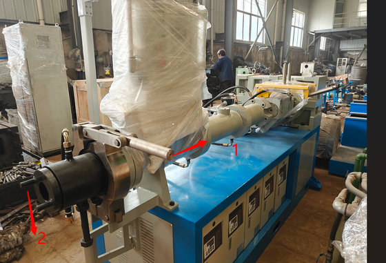 Beli 55kw Motor XJW-90 Model Cold Feed Extruder Mengadopsi Siemens PLC Schneider Electric online manufacture