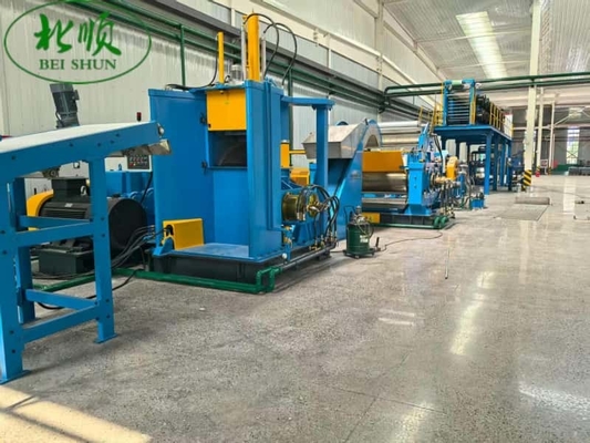 Beli Garis Pencampuran Karet Komposit Semi-Otomatis Memiliki Kapasitas Produksi 400-550kg/Jam Untuk Mesin Pengaduk Karet online manufacture