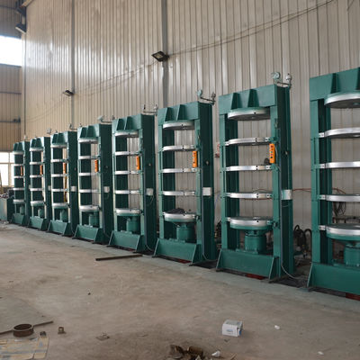 Harga yang pantas Mesin Curing Ban Sepeda Motor Mesin Cetak Ban Vertikal PLC on line