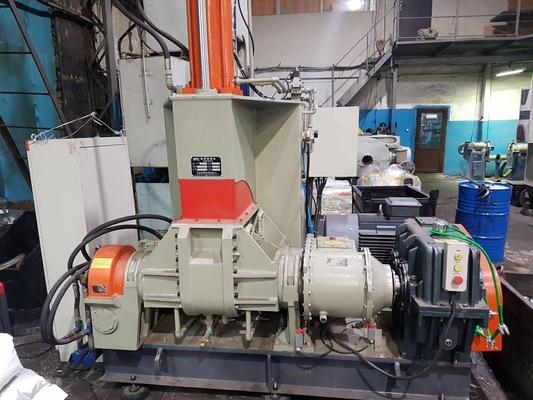 Mesin Kneader Karet Kontrol PLC Dengan Poros Ganda
