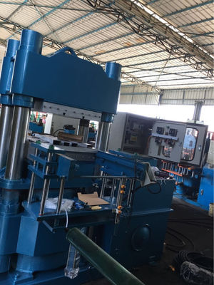 Harga yang pantas 1200mm × 600mm plat panas mesin semi-otomatis karet vulcanizing pers digunakan untuk memproduksi produk karet on line