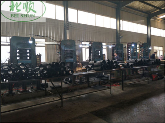 Harga yang pantas Mesin press vulkanizing karet untuk memproduksi ban kendaraan pertanian on line