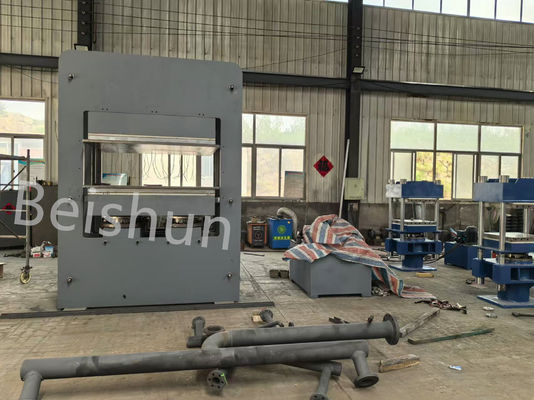 Harga yang pantas Mesin Pencetak Vulkanisasi Karet Plat Panas Besar 1500×1500mm Dengan Tekanan 800 Ton Untuk Vulkanisasi Seragam on line