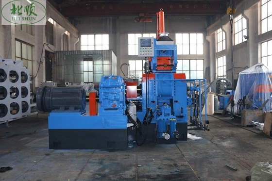 110L Mixing Chamber Rubber Internal Mixer Feed oleh Mesin Bantuan Atas