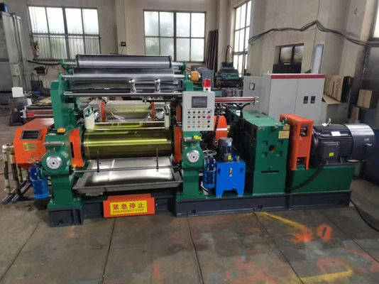 Harga yang pantas PLC Smooth Rollers mesin pengaduk karet Mesin kontrol otomatis on line