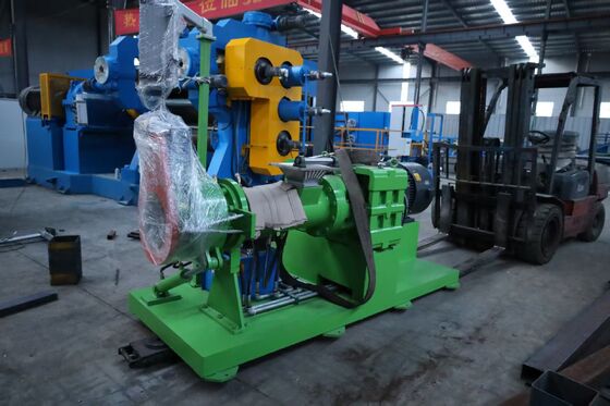 Harga yang pantas 6 inci Screw Diameter Rubber Strainer Untuk Pabrik Inner Tube Dengan Kapasitas 1,5-2 ton / jam on line